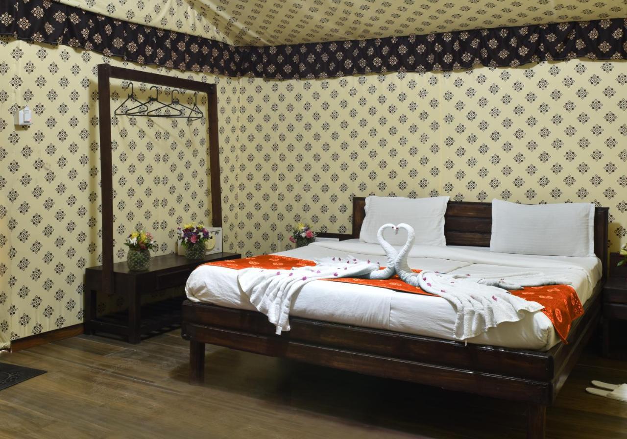 Praveg Tent City Narmada, Statue Of Unity Kevadia Extérieur photo