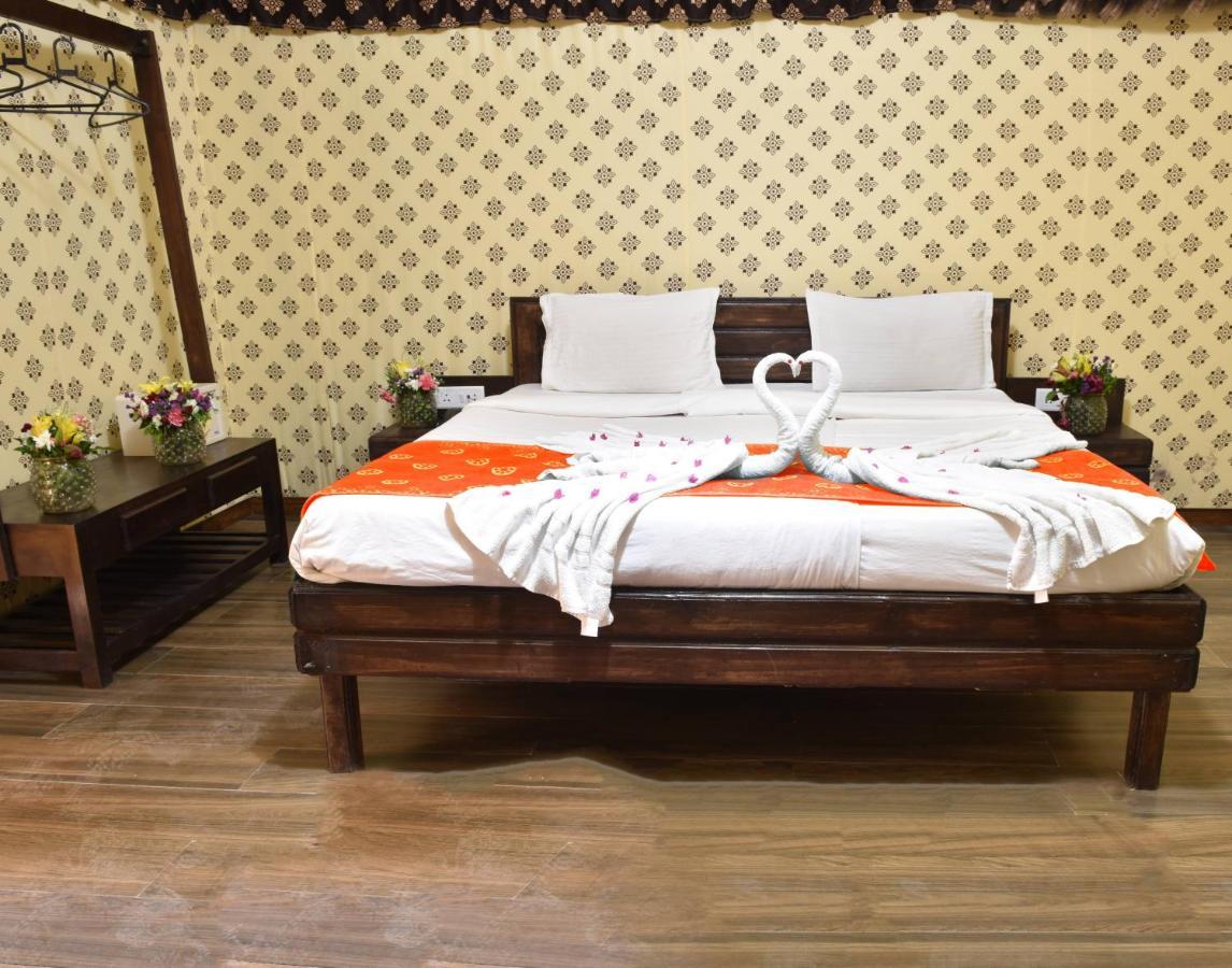 Praveg Tent City Narmada, Statue Of Unity Kevadia Extérieur photo
